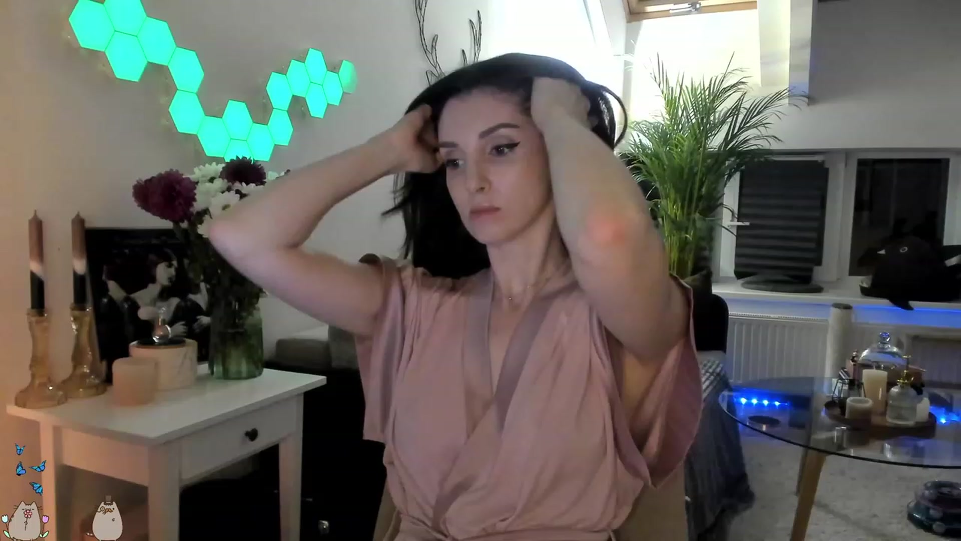 Gallery image thumbnail from MissMaddies's myfreecams stream on, 06/16/2023, 23:55 image 8 of 20