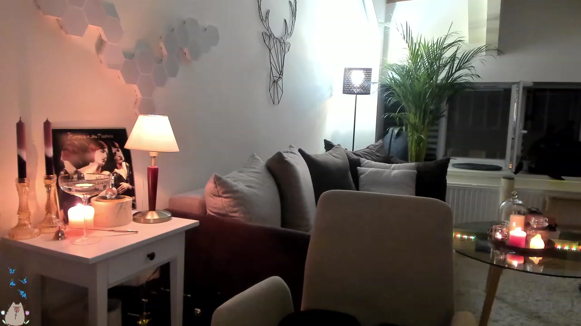 Gallery image thumbnail from MissMaddies's myfreecams stream on, 06/17/2023, 23:40 image 4 of 20