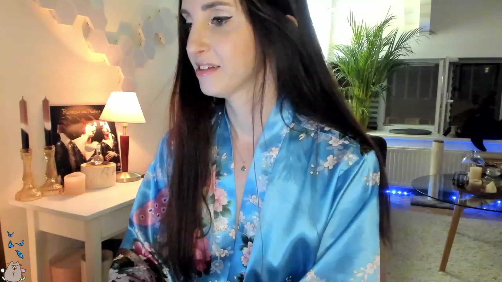 Gallery image thumbnail from MissMaddies's myfreecams stream on, 06/19/2023, 24:00 image 11 of 20