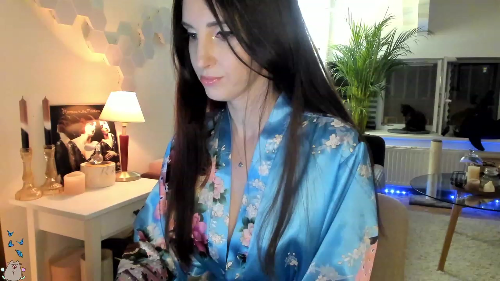Gallery image thumbnail from MissMaddies's myfreecams stream on, 06/19/2023, 24:00 image 3 of 20