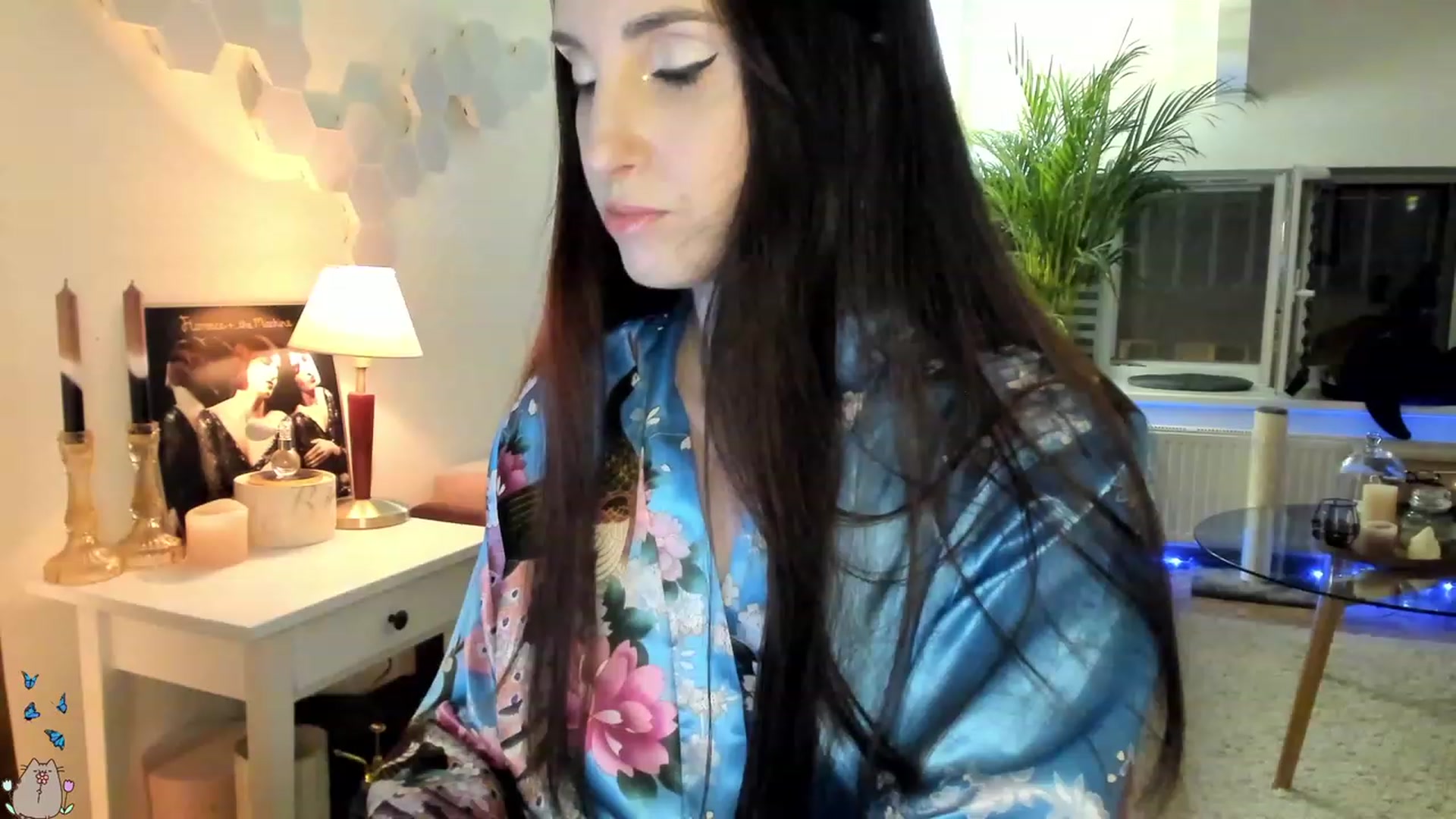 Gallery image thumbnail from MissMaddies's myfreecams stream on, 06/19/2023, 24:00 image 19 of 20