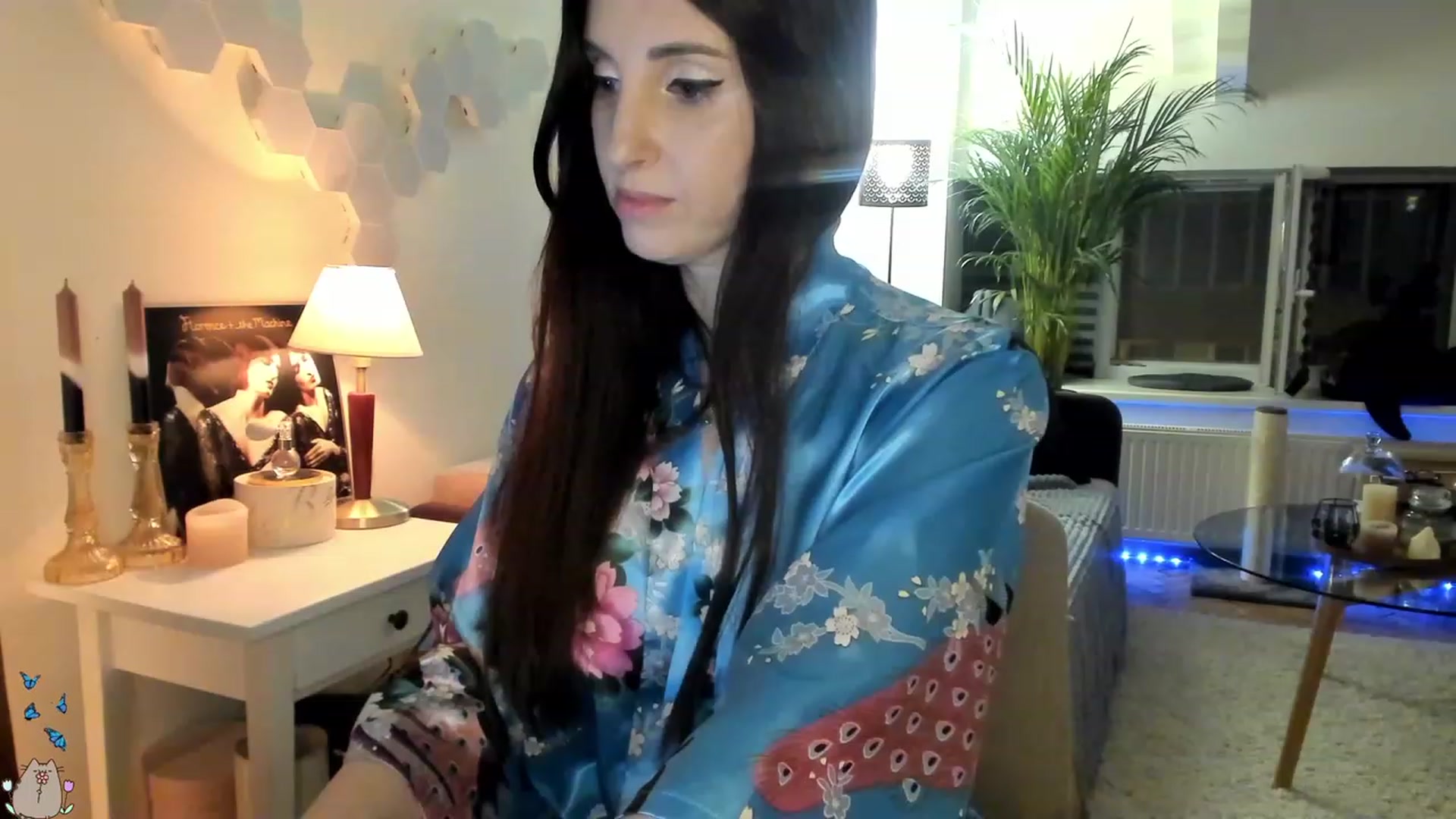 Gallery image thumbnail from MissMaddies's myfreecams stream on, 06/19/2023, 24:30 image 19 of 20