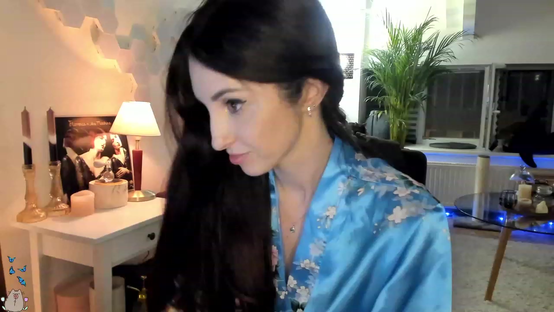 Gallery image thumbnail from MissMaddies's myfreecams stream on, 06/19/2023, 24:30 image 9 of 20