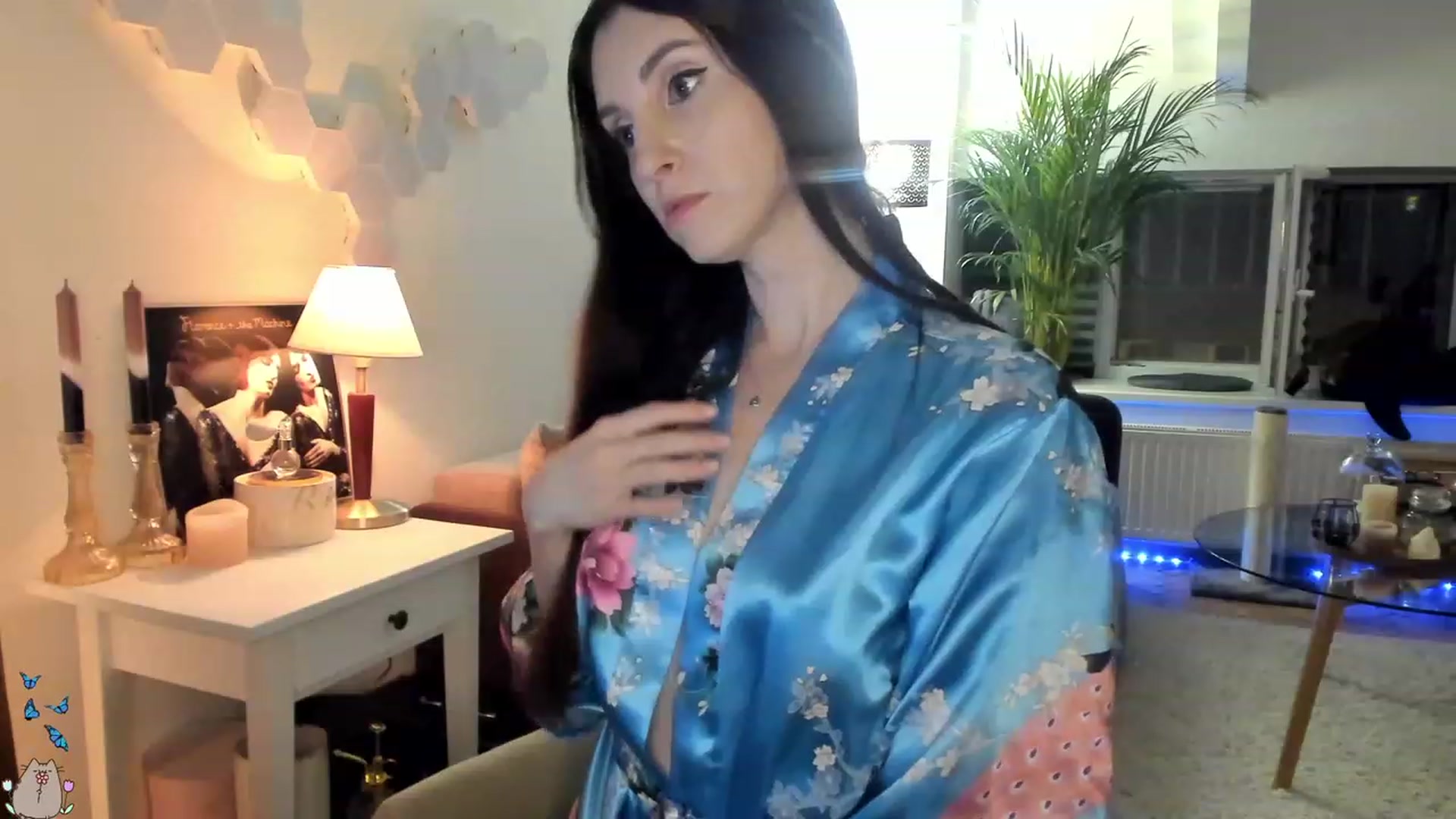 Gallery image thumbnail from MissMaddies's myfreecams stream on, 06/19/2023, 24:30 image 17 of 20