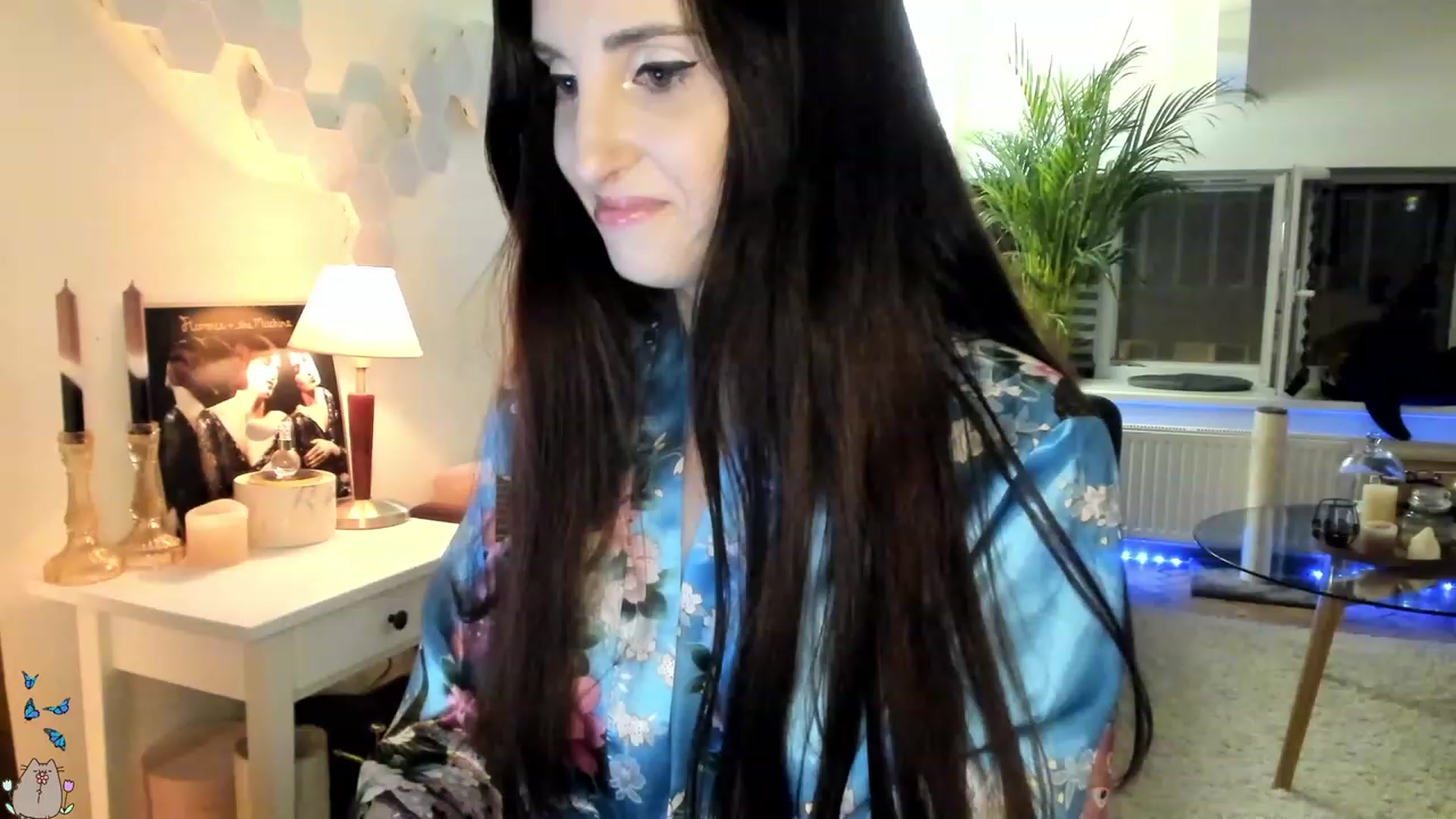 Gallery image thumbnail from MissMaddies's myfreecams stream on, 06/19/2023, 24:30 image 11 of 20