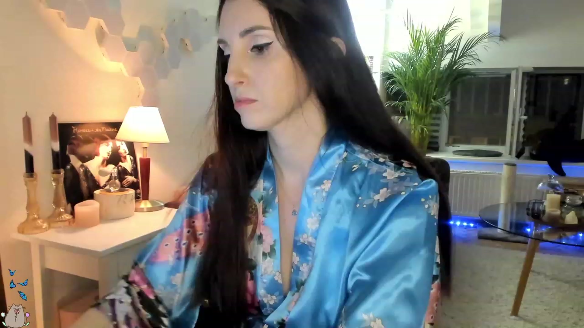 Gallery image thumbnail from MissMaddies's myfreecams stream on, 06/19/2023, 24:30 image 10 of 20