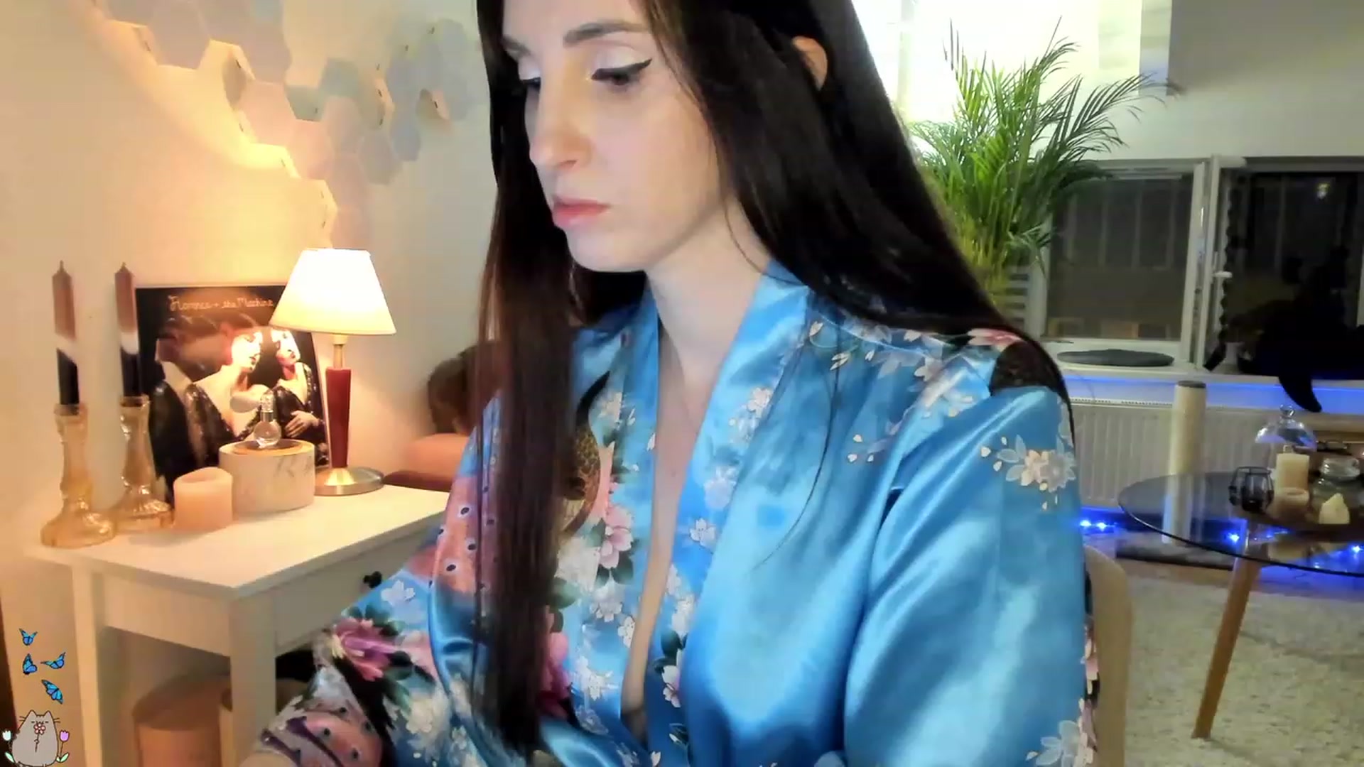 Gallery image thumbnail from MissMaddies's myfreecams stream on, 06/19/2023, 01:22 image 5 of 20