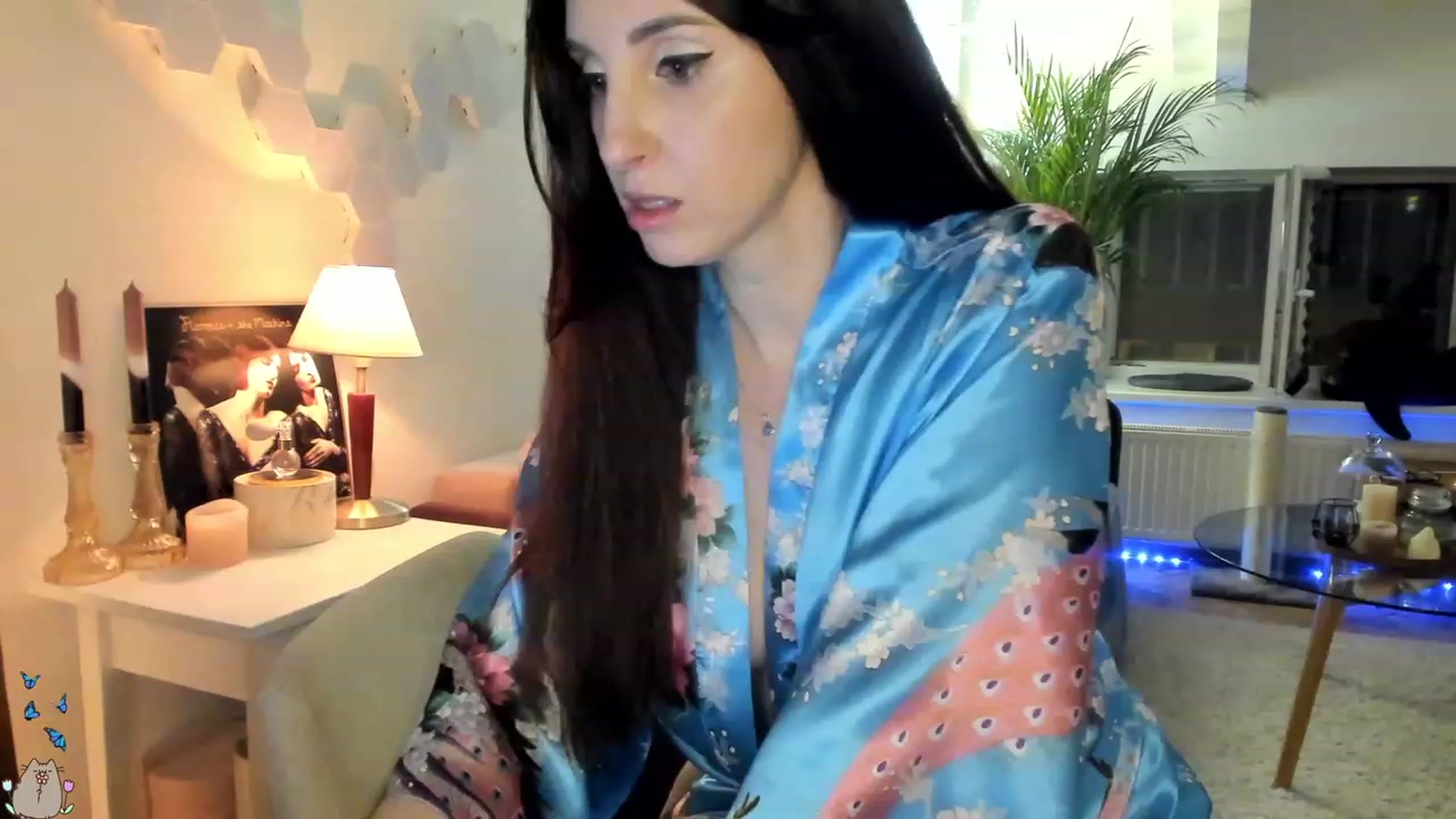 Gallery image thumbnail from MissMaddies's myfreecams stream on, 06/19/2023, 01:22 image 1 of 20