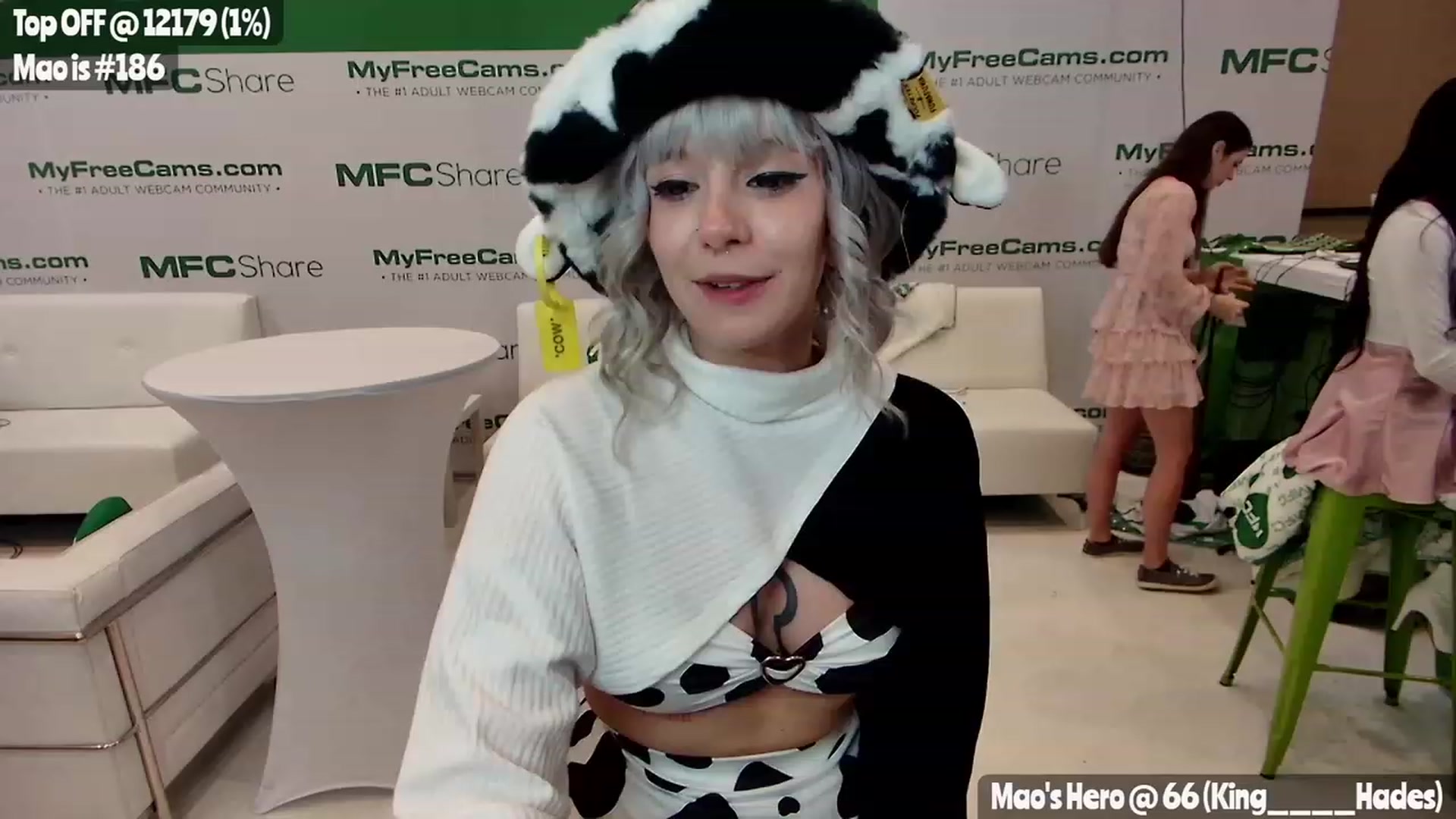 Gallery image thumbnail from MissMao's myfreecams stream on, 01/05/2023, 22:21 image 5 of 20
