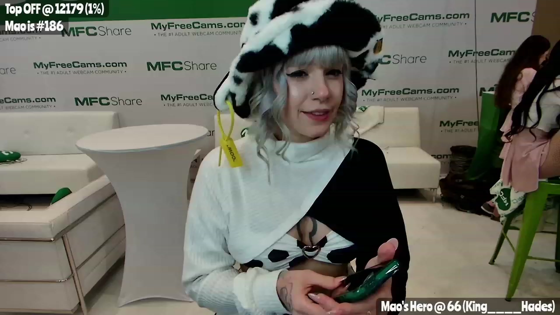 Gallery image thumbnail from MissMao's myfreecams stream on, 01/05/2023, 22:21 image 10 of 20