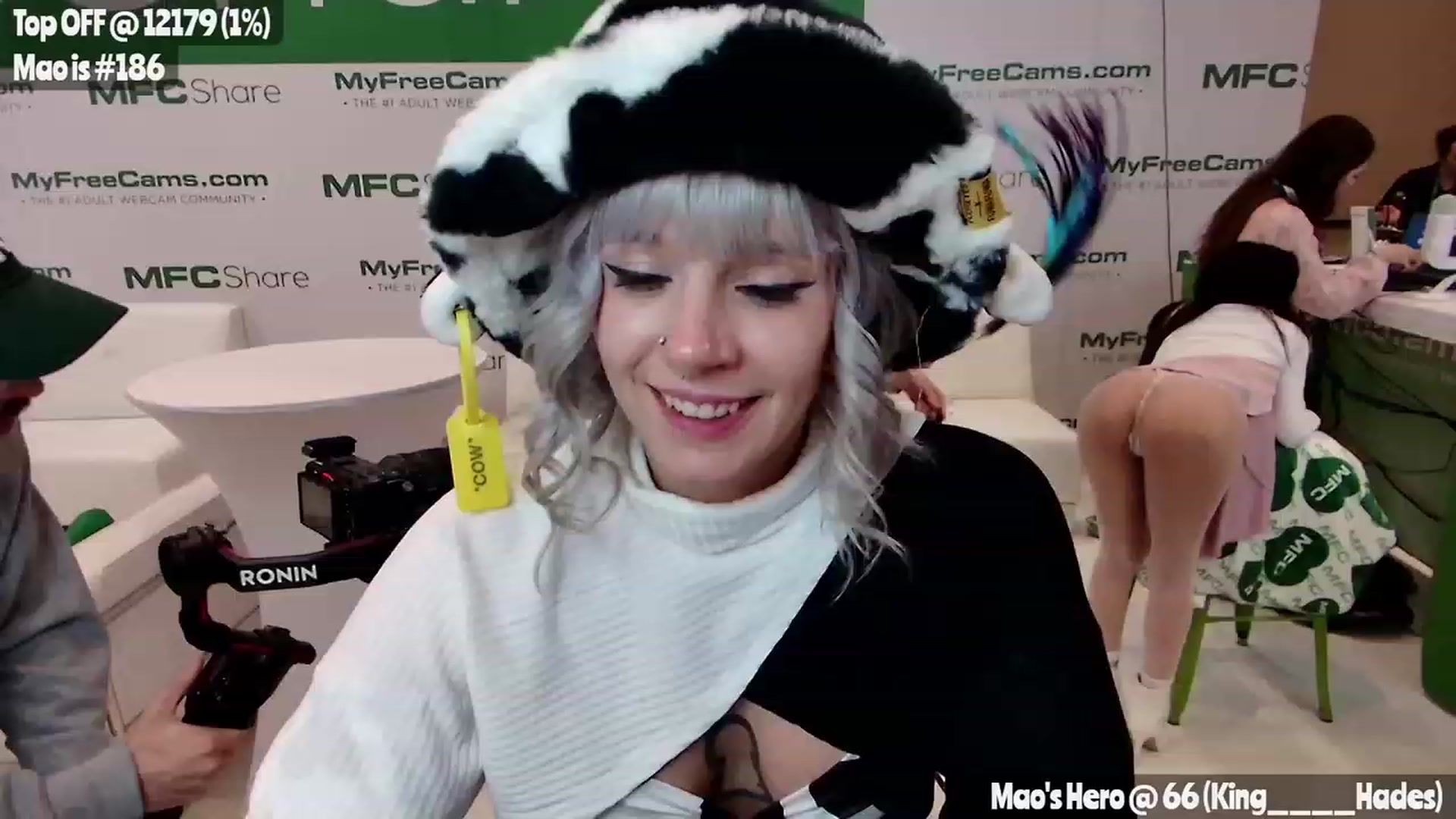Gallery image thumbnail from MissMao's myfreecams stream on, 01/05/2023, 22:21 image 4 of 20