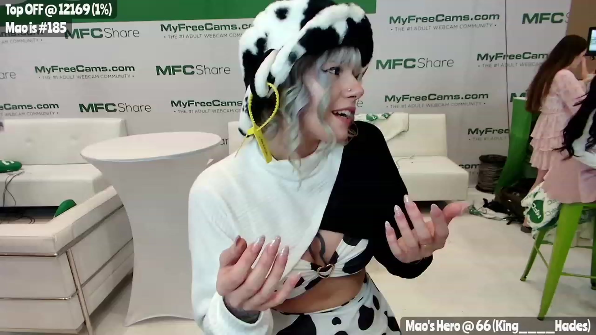 Gallery image thumbnail from MissMao's myfreecams stream on, 01/05/2023, 22:21 image 15 of 20