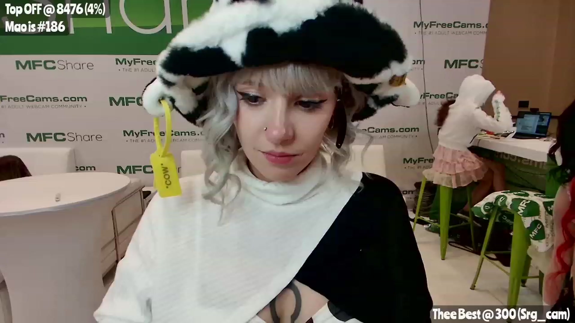 Gallery image thumbnail from MissMao's myfreecams stream on, 01/06/2023, 24:29 image 9 of 20