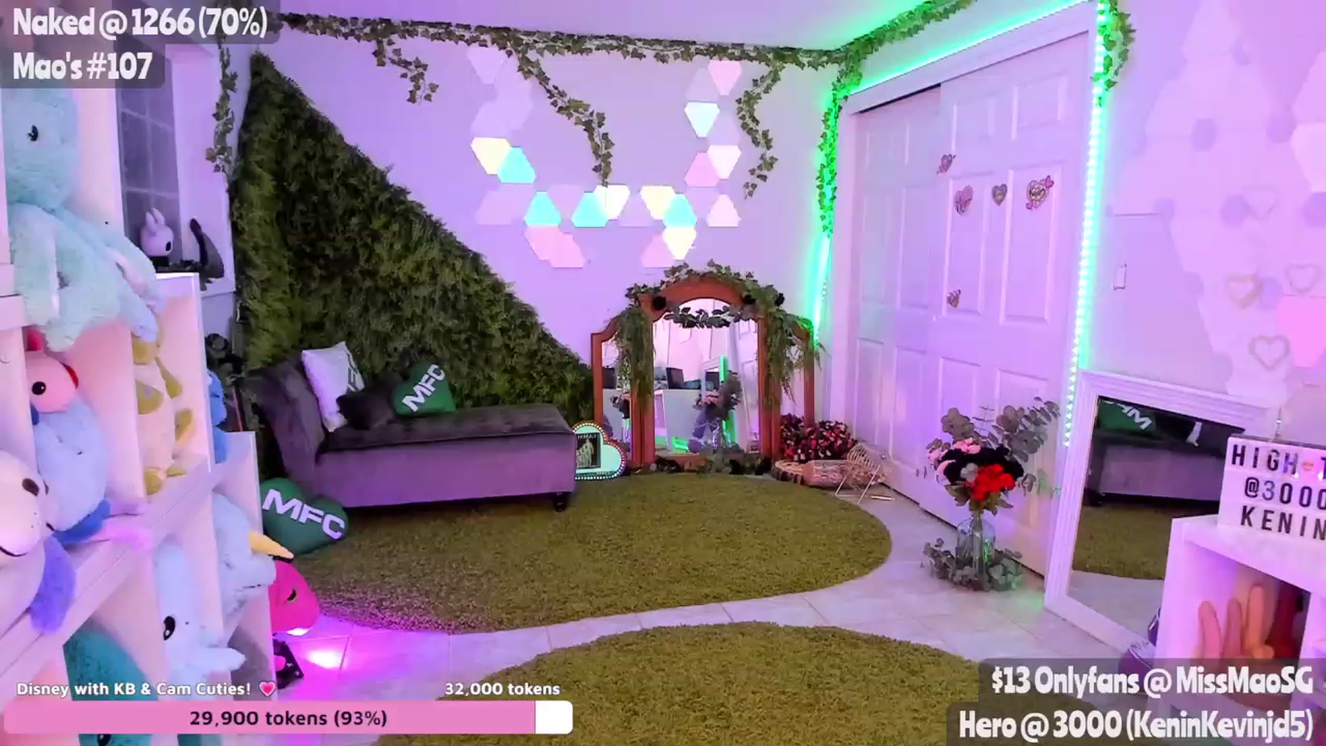 Gallery image thumbnail from MissMao's myfreecams stream on, 02/03/2023, 08:02 image 9 of 20