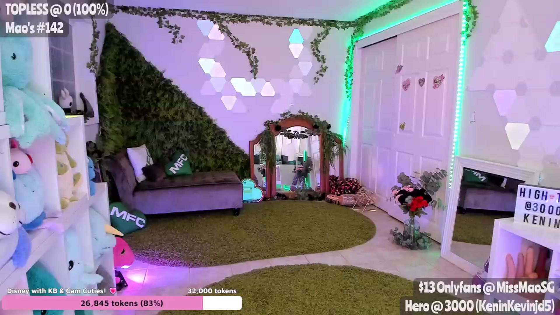 Gallery image thumbnail from MissMao's myfreecams stream on, 02/03/2023, 08:02 image 8 of 20
