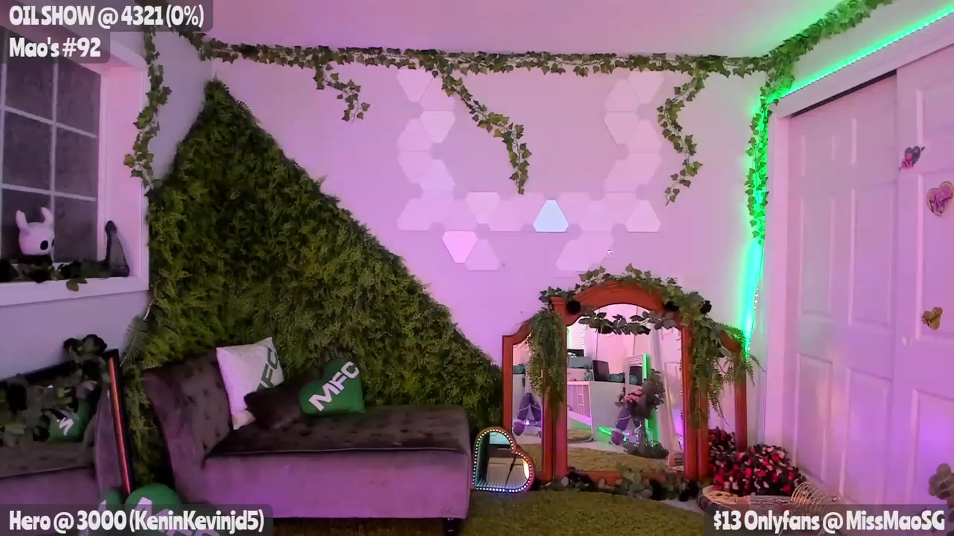 Gallery image thumbnail from MissMao's myfreecams stream on, 02/03/2023, 08:02 image 13 of 20