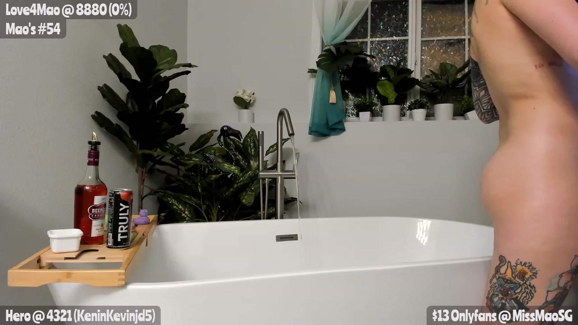 Gallery image thumbnail from MissMao's myfreecams stream on, 02/03/2023, 08:35 image 3 of 20