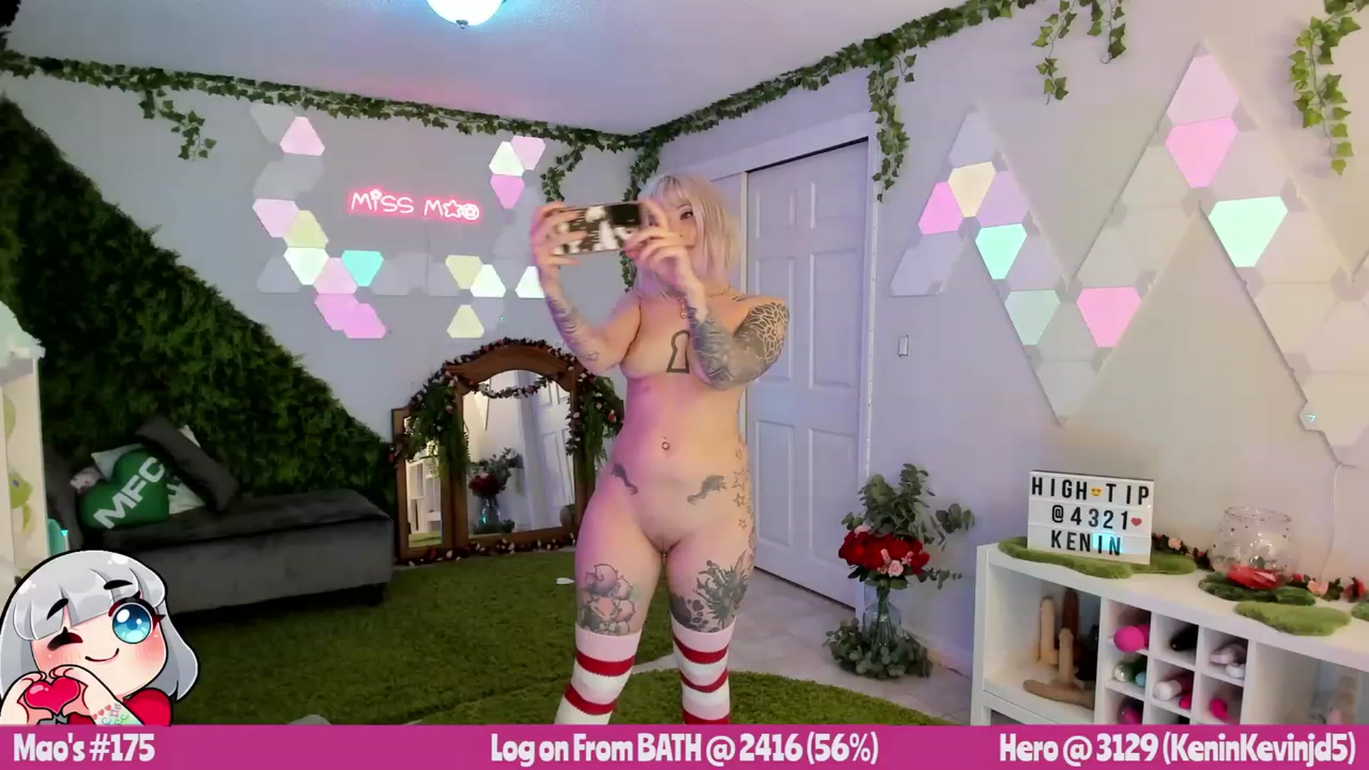 Gallery image thumbnail from MissMao's myfreecams stream on, 02/15/2023, 07:37 image 17 of 20