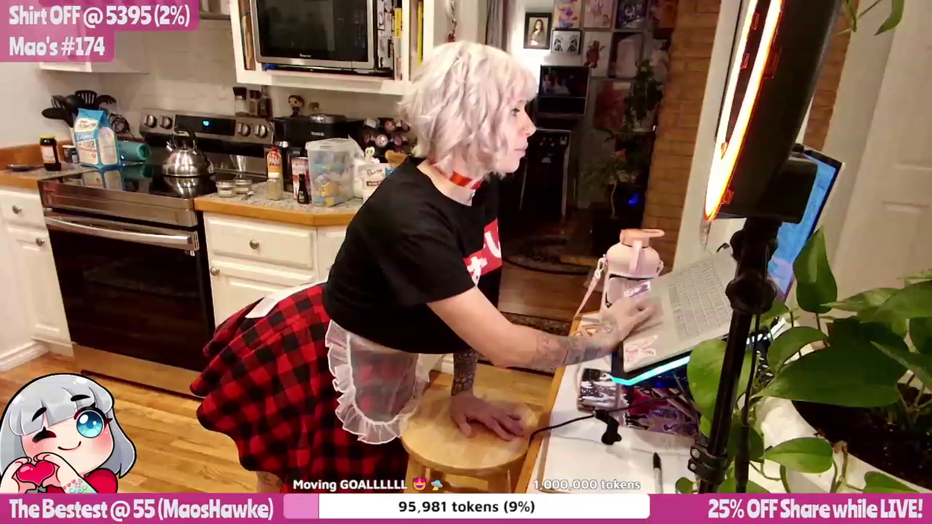 Gallery image thumbnail from MissMao's myfreecams stream on, 02/16/2023, 05:36 image 8 of 20