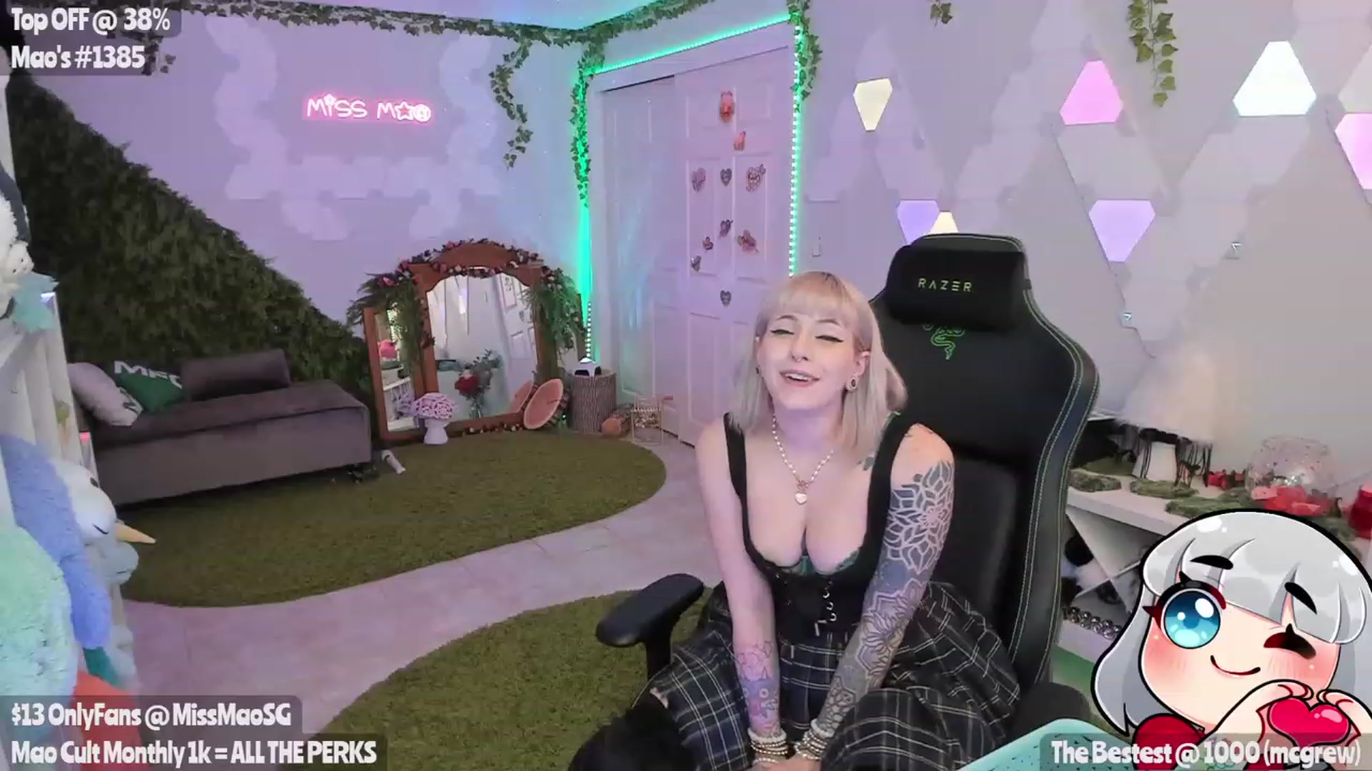 Gallery image thumbnail from MissMao's myfreecams stream on, 03/10/2023, 02:08 image 19 of 20