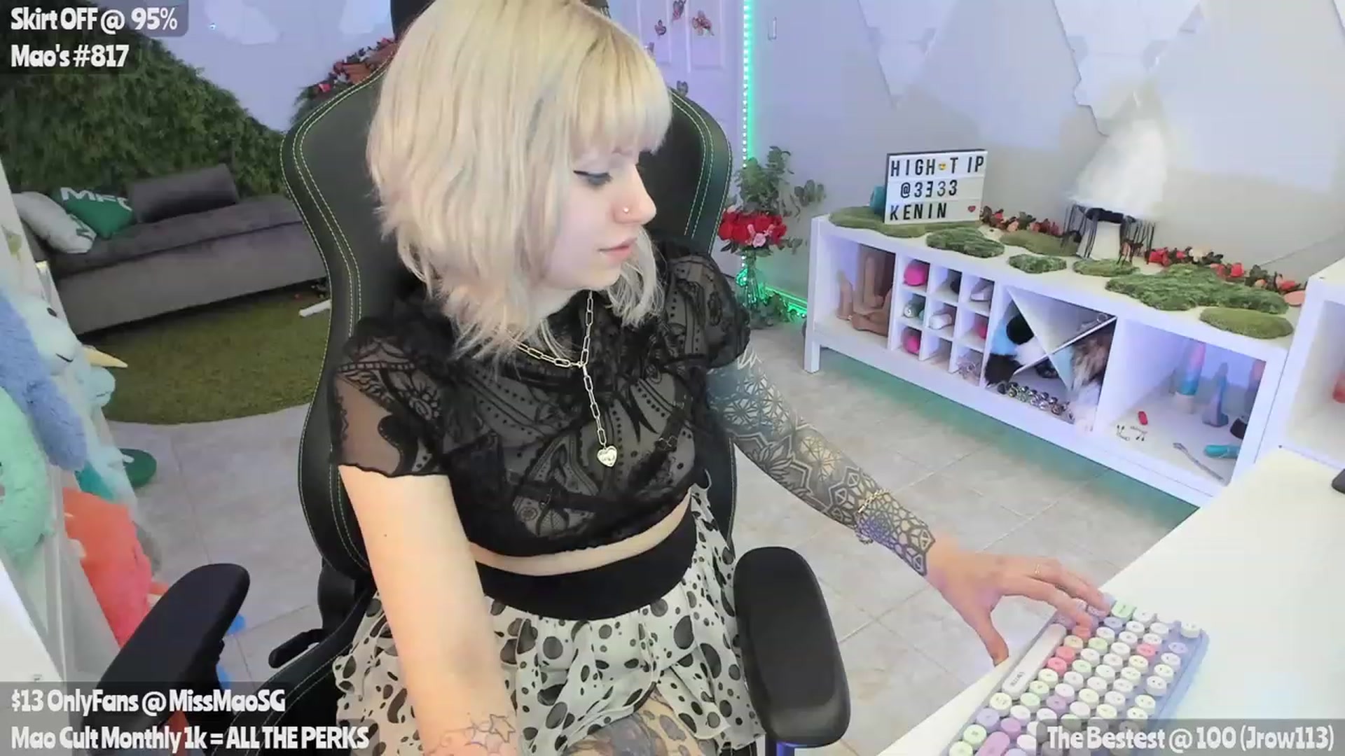 Gallery image thumbnail from MissMao's myfreecams stream on, 03/11/2023, 06:17 image 11 of 20