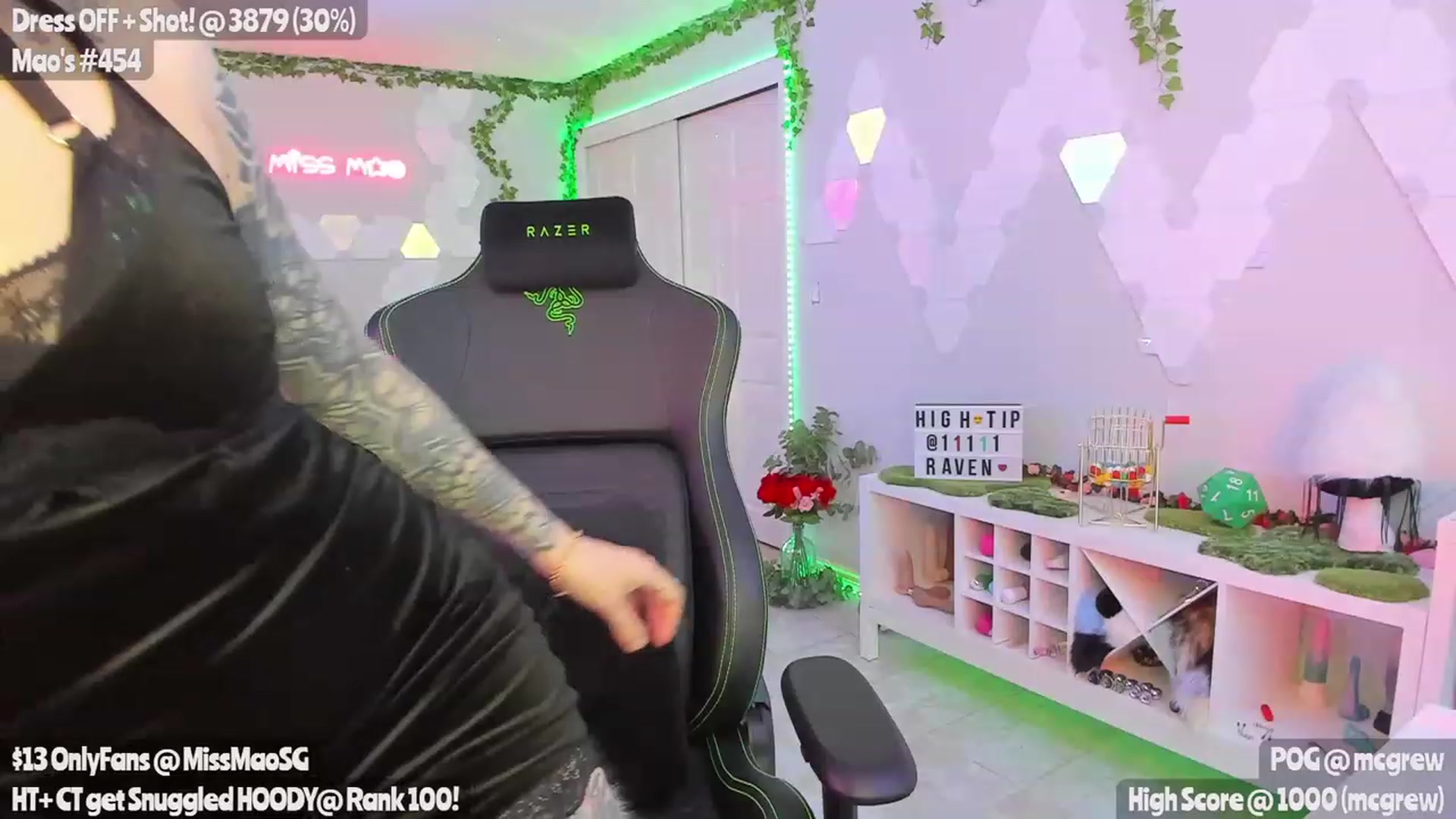 Gallery image thumbnail from MissMao's myfreecams stream on, 03/25/2023, 05:25 image 6 of 20