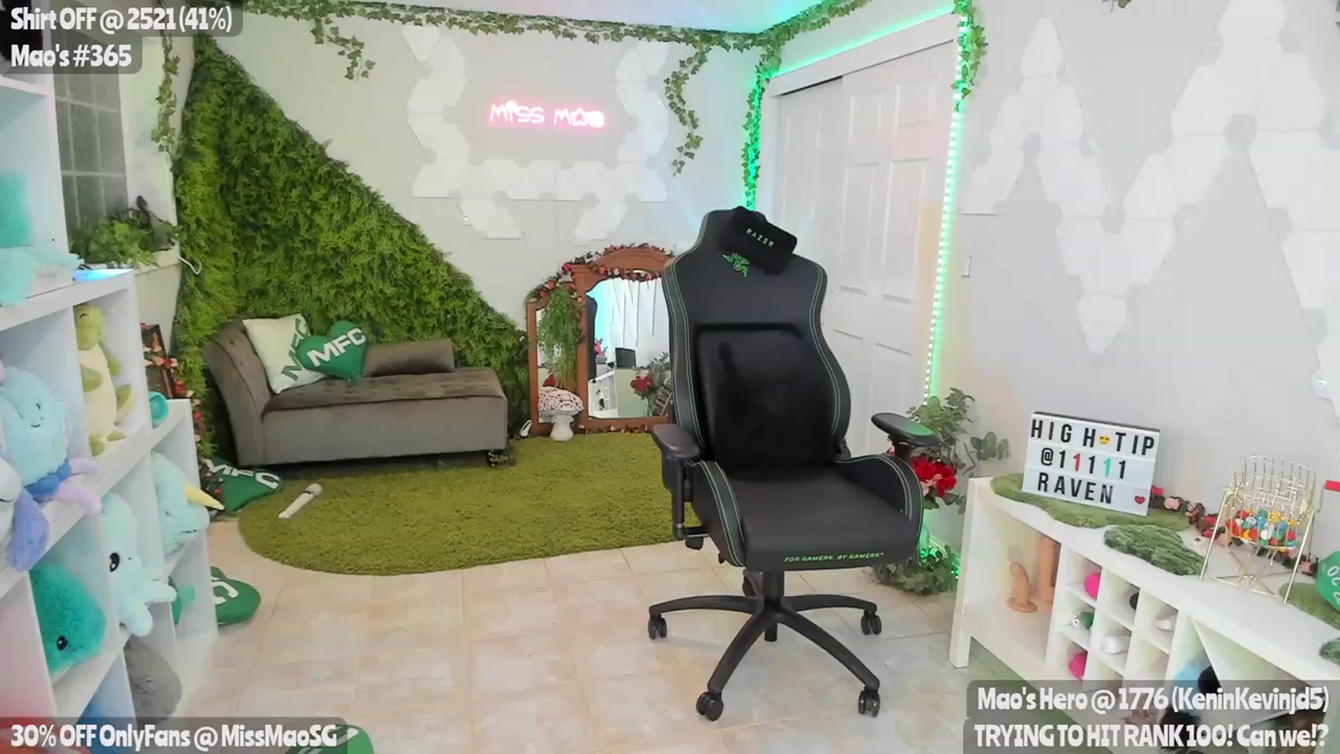 Gallery image thumbnail from MissMao's myfreecams stream on, 03/30/2023, 05:16 image 13 of 20