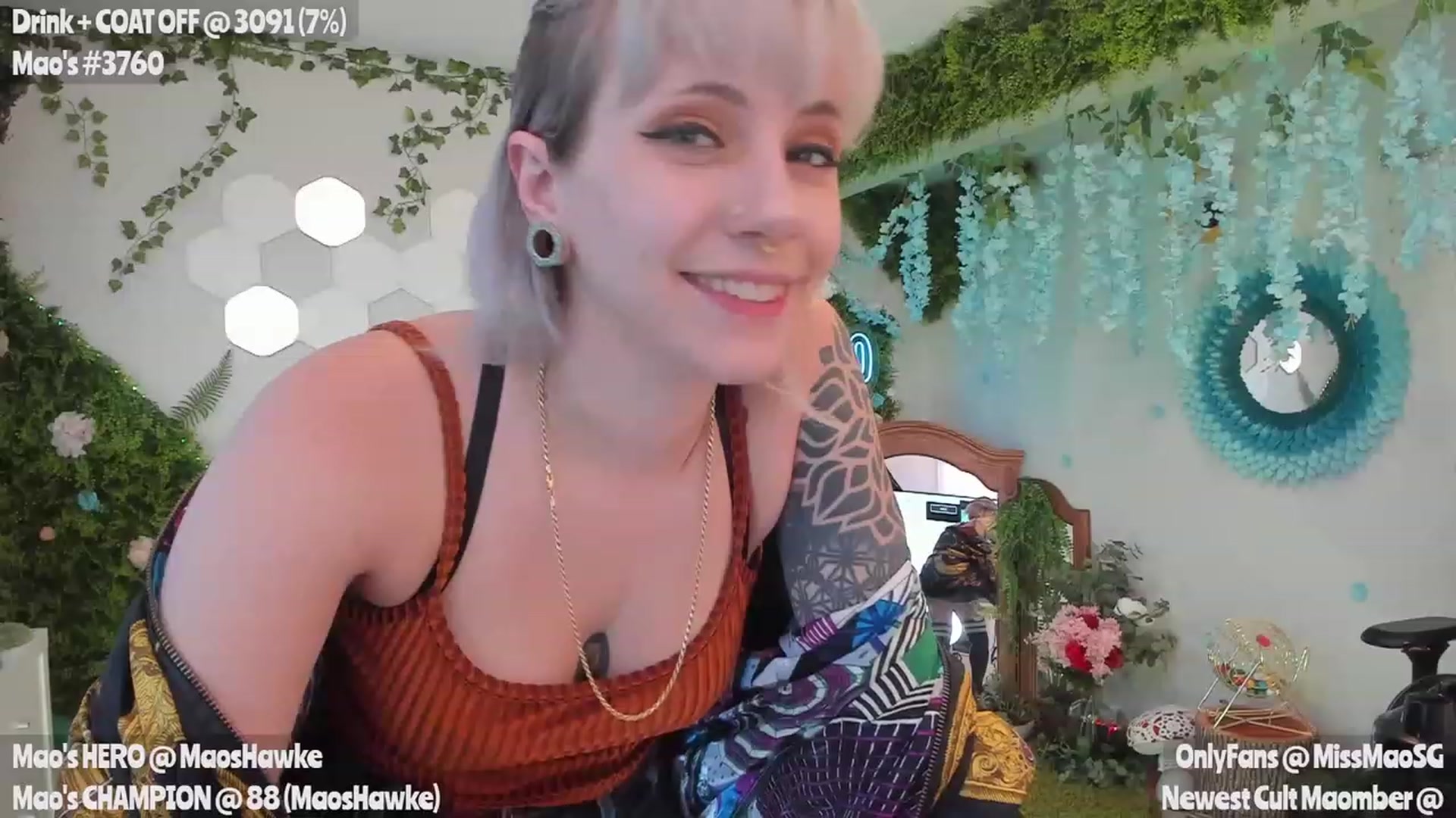 Gallery image thumbnail from MissMao's myfreecams stream on, 06/16/2023, 03:56 image 17 of 20