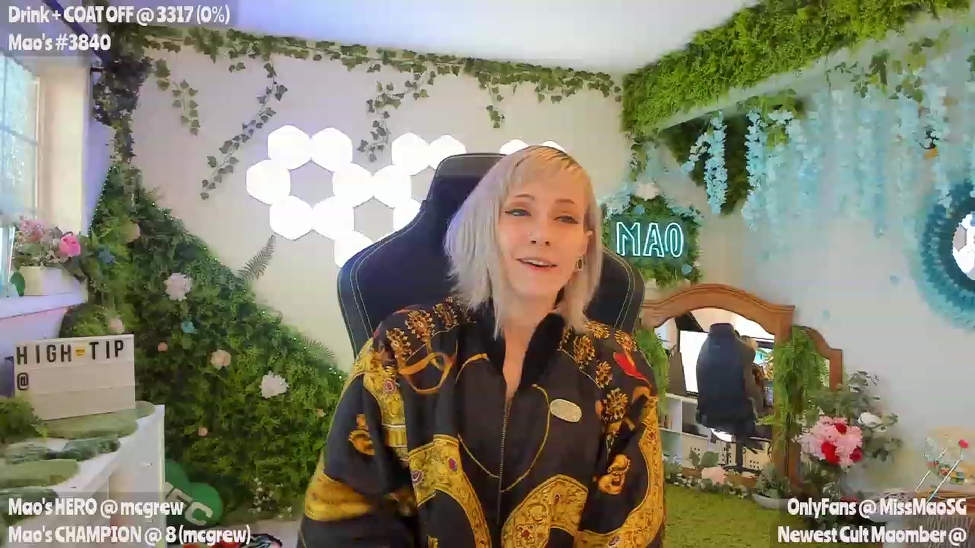 Gallery image thumbnail from MissMao's myfreecams stream on, 06/16/2023, 03:56 image 5 of 20
