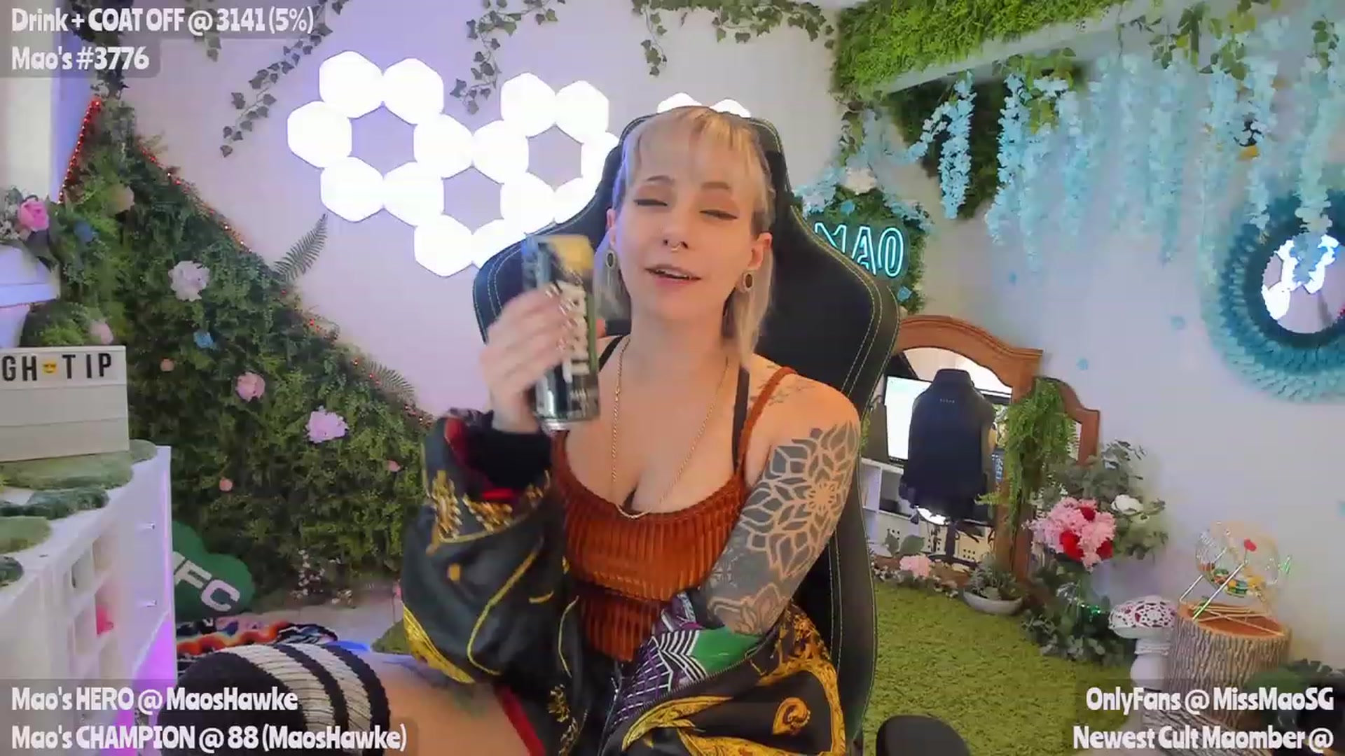 Gallery image thumbnail from MissMao's myfreecams stream on, 06/16/2023, 03:56 image 11 of 20