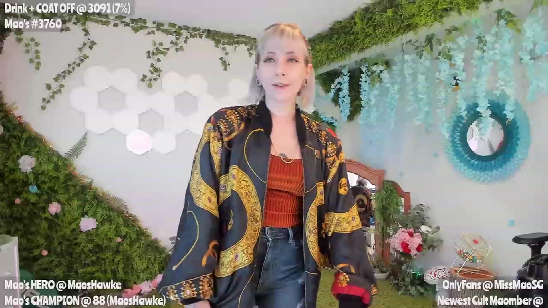 Gallery image thumbnail from MissMao's myfreecams stream on, 06/16/2023, 03:56 image 16 of 20