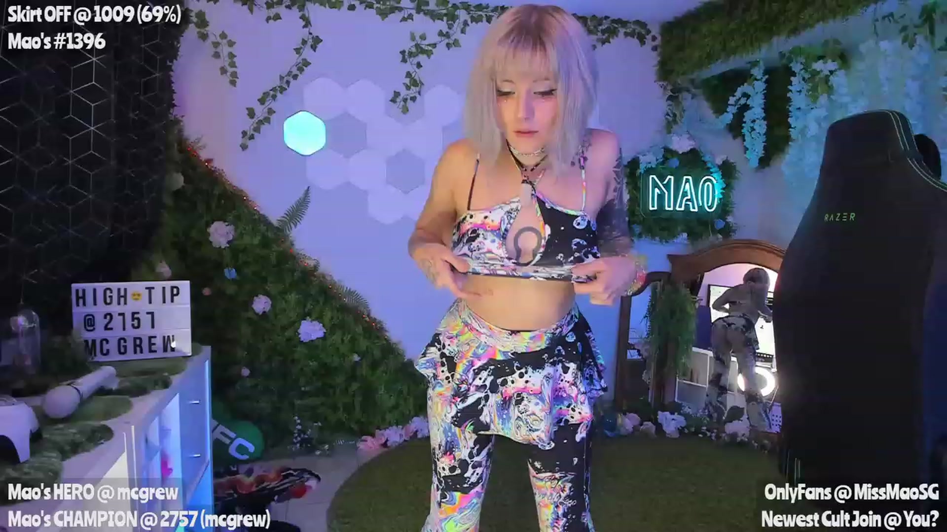 Gallery image thumbnail from MissMao's myfreecams stream on, 06/17/2023, 05:59 image 11 of 20