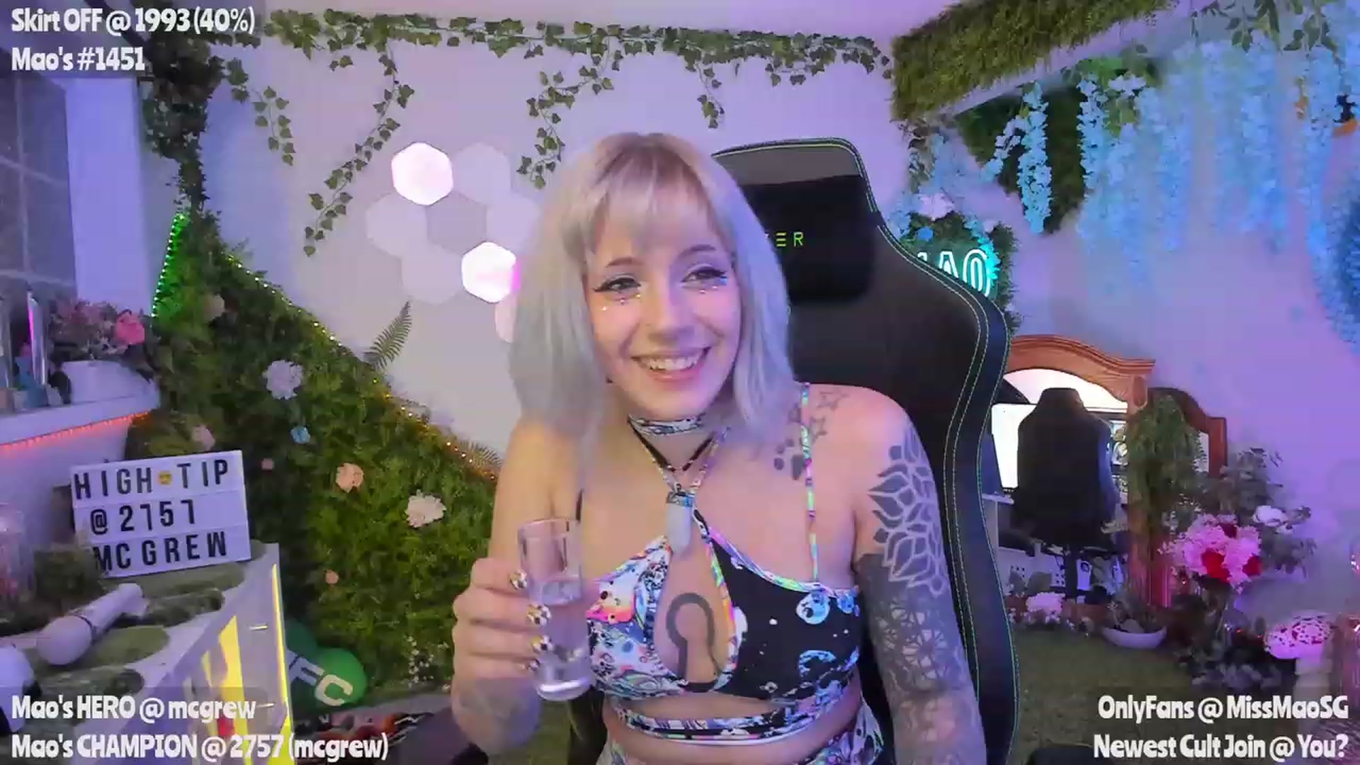 Gallery image thumbnail from MissMao's myfreecams stream on, 06/17/2023, 05:59 image 8 of 20