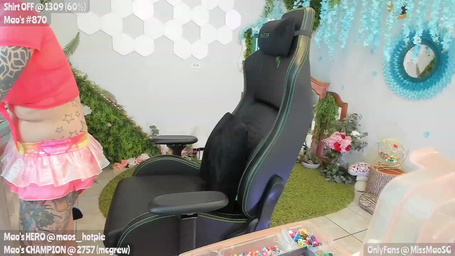 Gallery image thumbnail from MissMao's myfreecams stream on, 06/20/2023, 06:20 image 13 of 20
