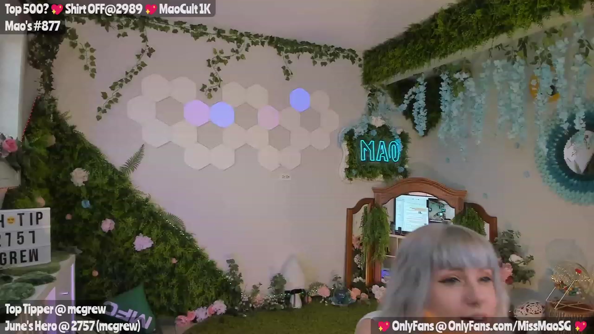 Gallery image thumbnail from MissMao's myfreecams stream on, 06/24/2023, 05:32 image 1 of 20