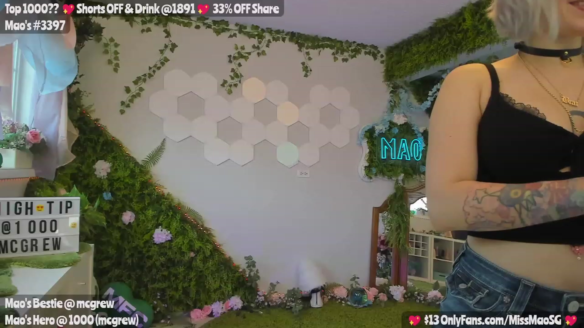 Gallery image thumbnail from MissMao's myfreecams stream on, 07/07/2023, 02:44 image 3 of 20