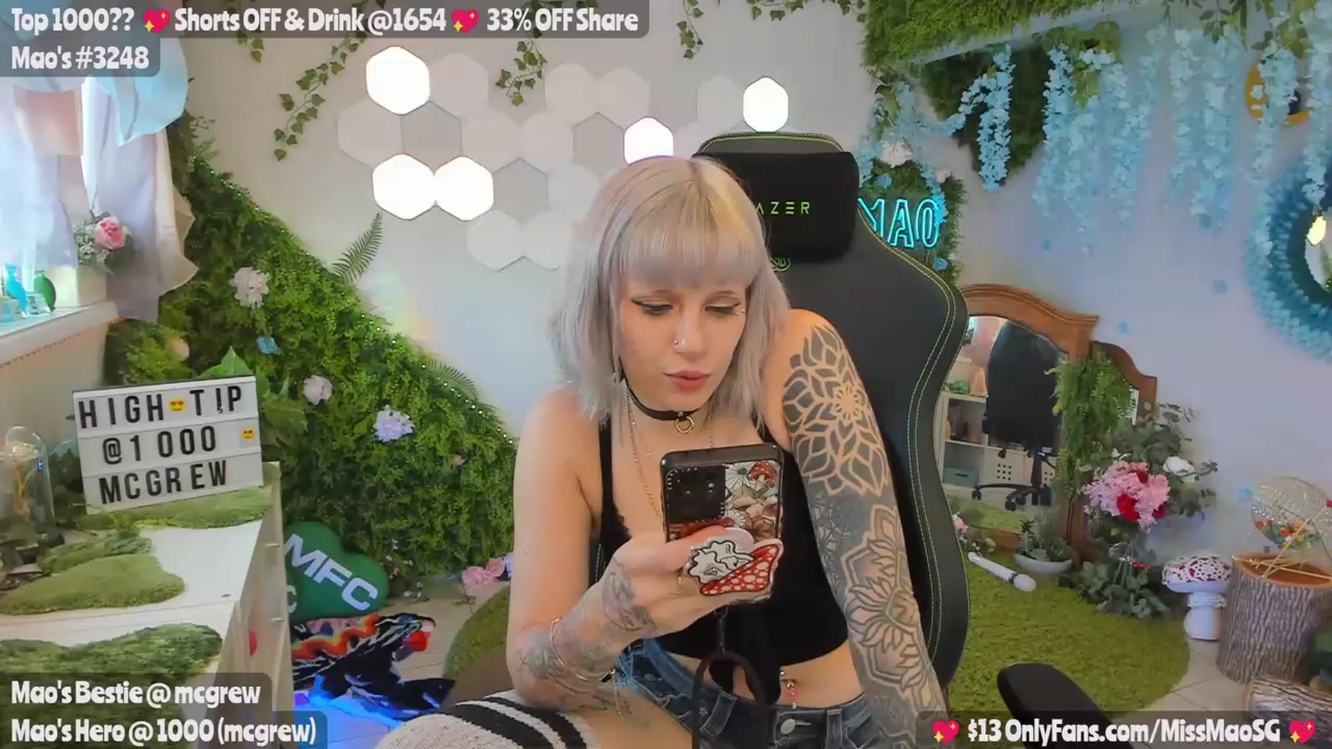 Gallery image thumbnail from MissMao's myfreecams stream on, 07/07/2023, 02:44 image 15 of 20