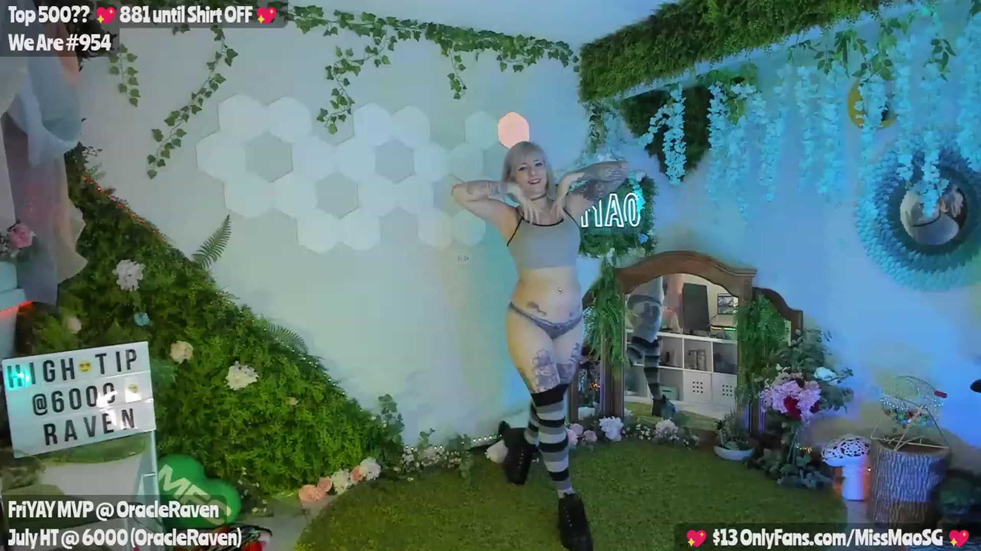 Gallery image thumbnail from MissMao's myfreecams stream on, 07/08/2023, 07:36 image 7 of 20