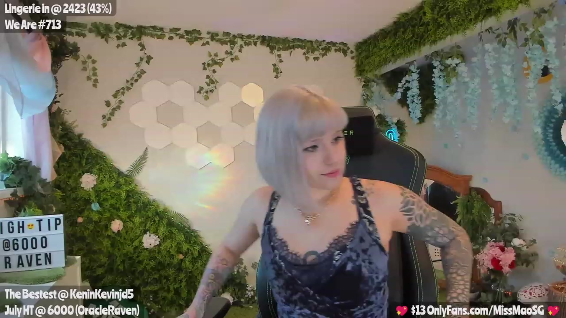 Gallery image thumbnail from MissMao's myfreecams stream on, 07/13/2023, 03:04 image 17 of 20