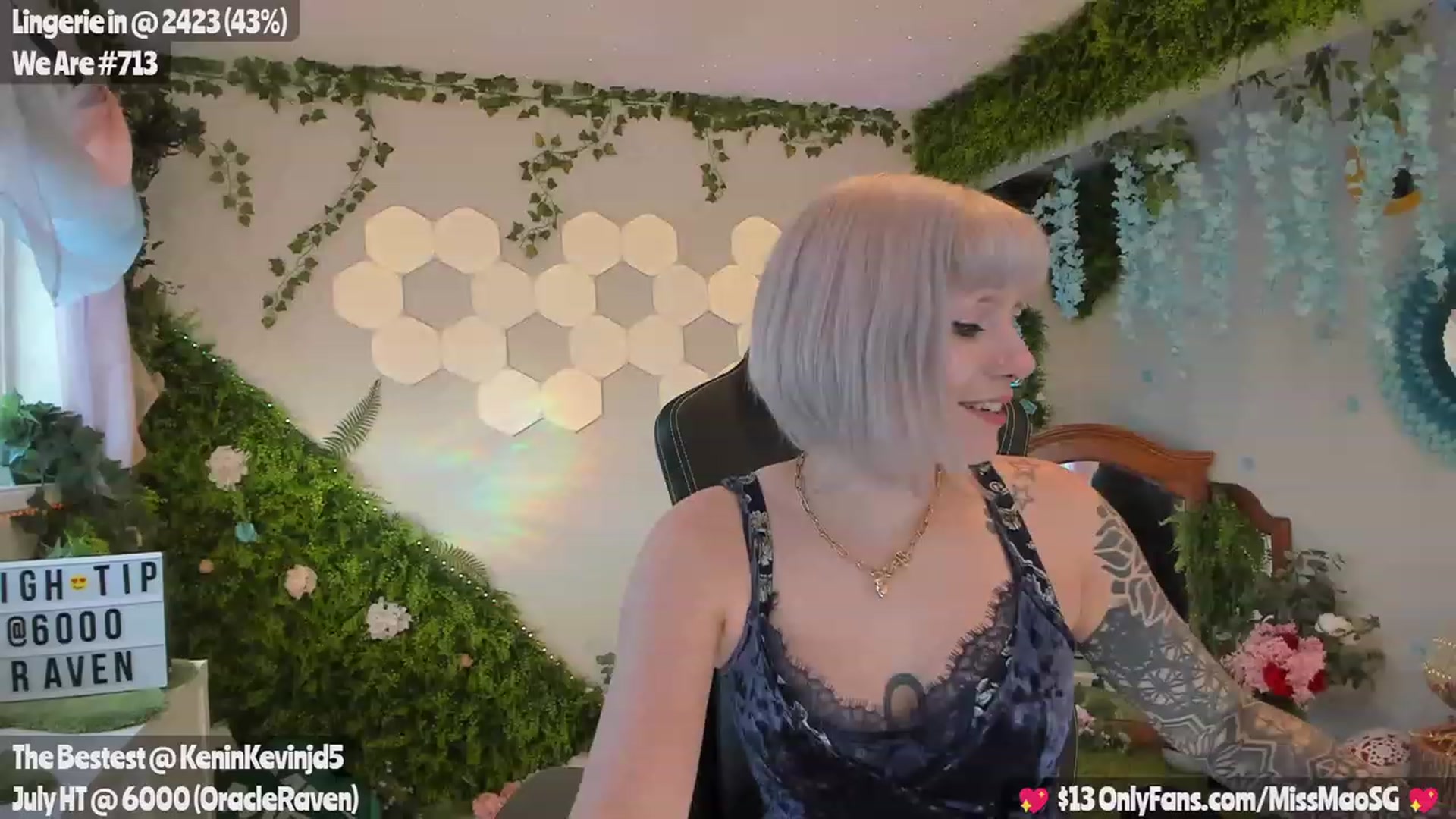 Gallery image thumbnail from MissMao's myfreecams stream on, 07/13/2023, 03:04 image 14 of 20