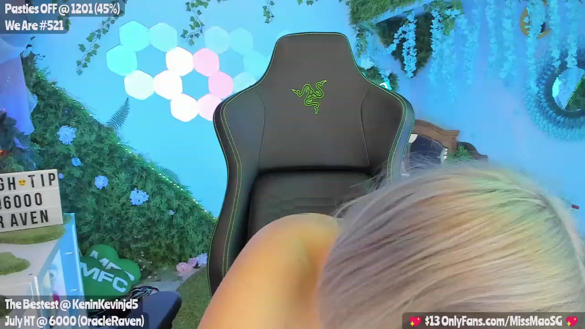 Gallery image thumbnail from MissMao's myfreecams stream on, 07/13/2023, 06:05 image 19 of 20