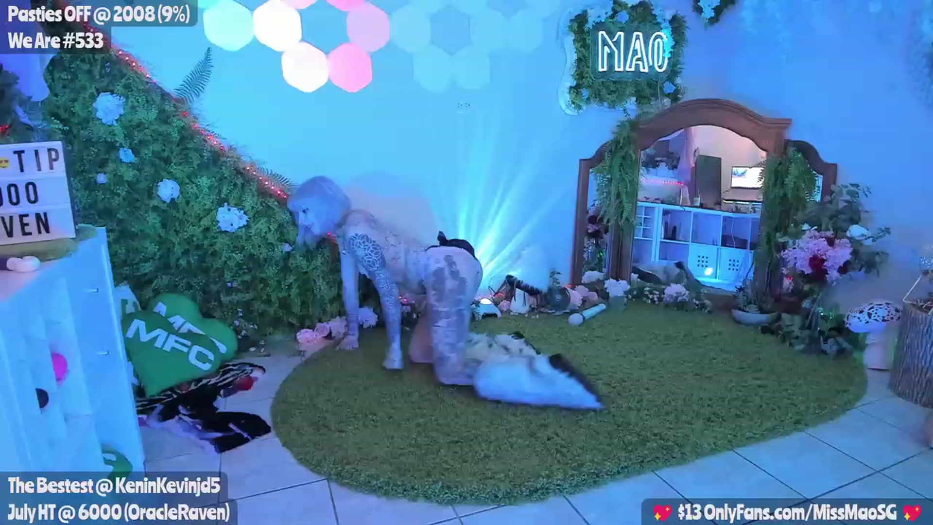 Gallery image thumbnail from MissMao's myfreecams stream on, 07/13/2023, 06:05 image 10 of 20