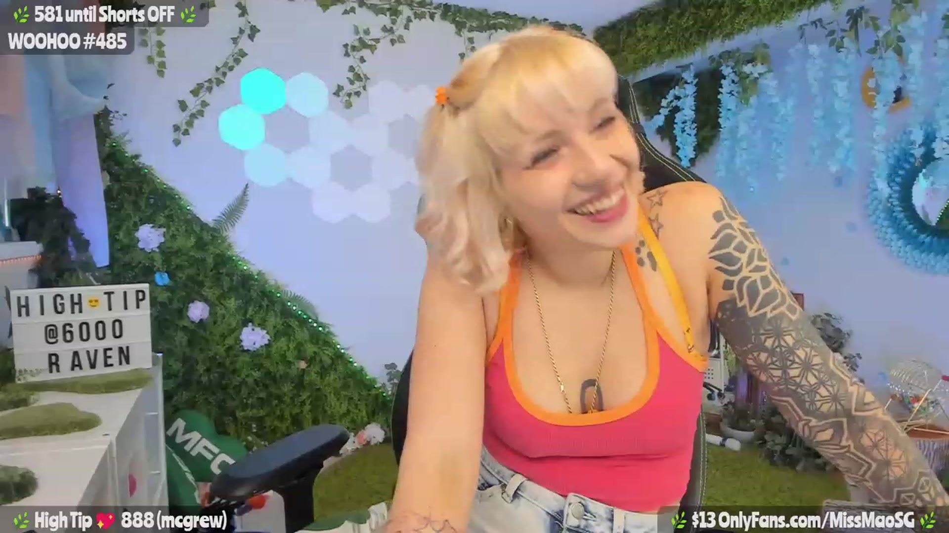 Gallery image thumbnail from MissMao's myfreecams stream on, 07/22/2023, 05:25 image 11 of 20