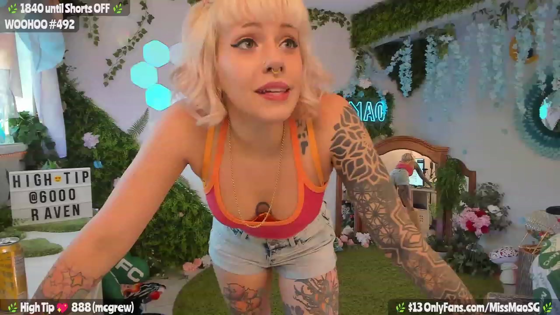 Gallery image thumbnail from MissMao's myfreecams stream on, 07/22/2023, 05:25 image 4 of 20