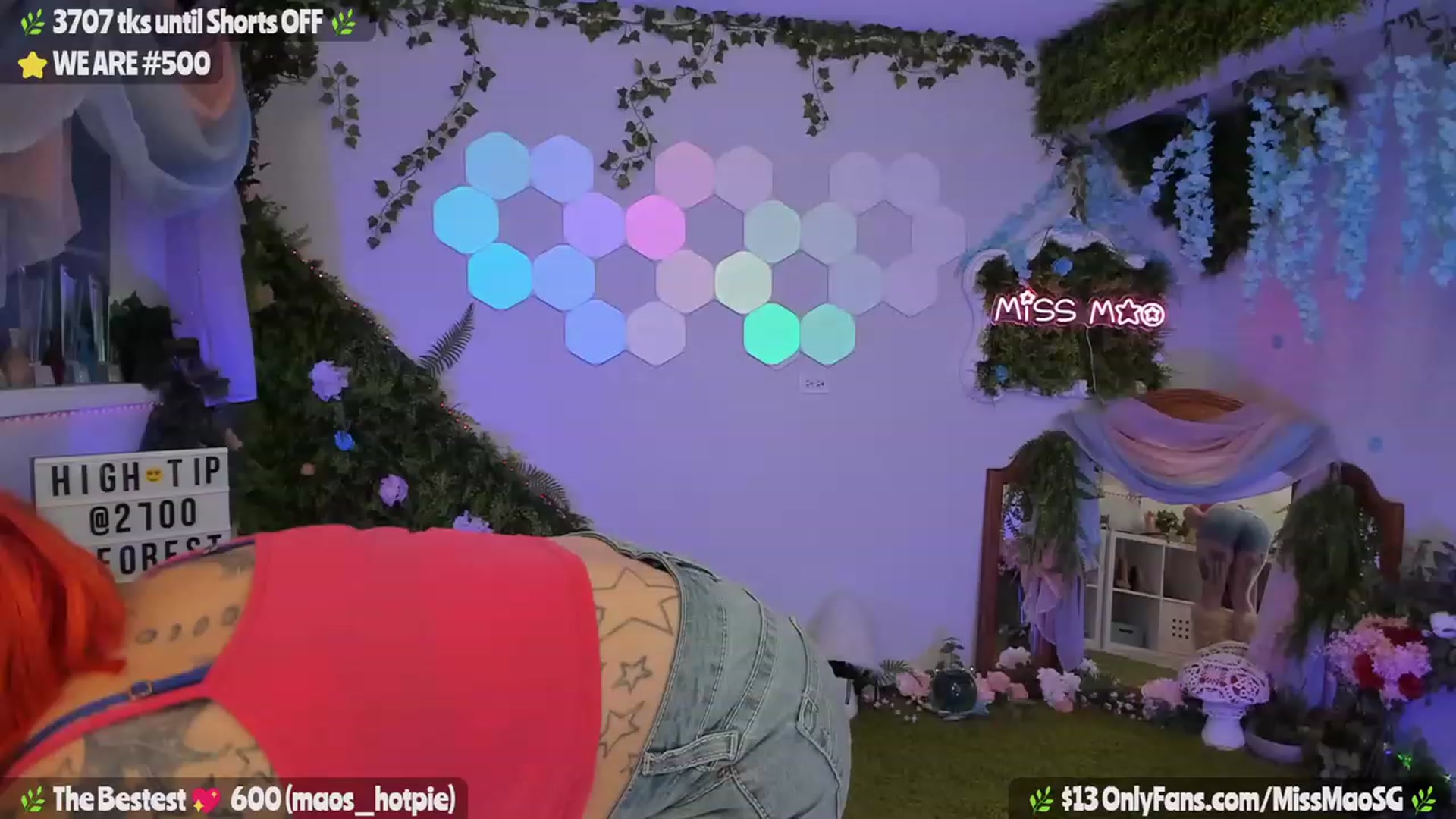 Gallery image thumbnail from MissMao's myfreecams stream on, 08/08/2023, 04:11 image 9 of 20