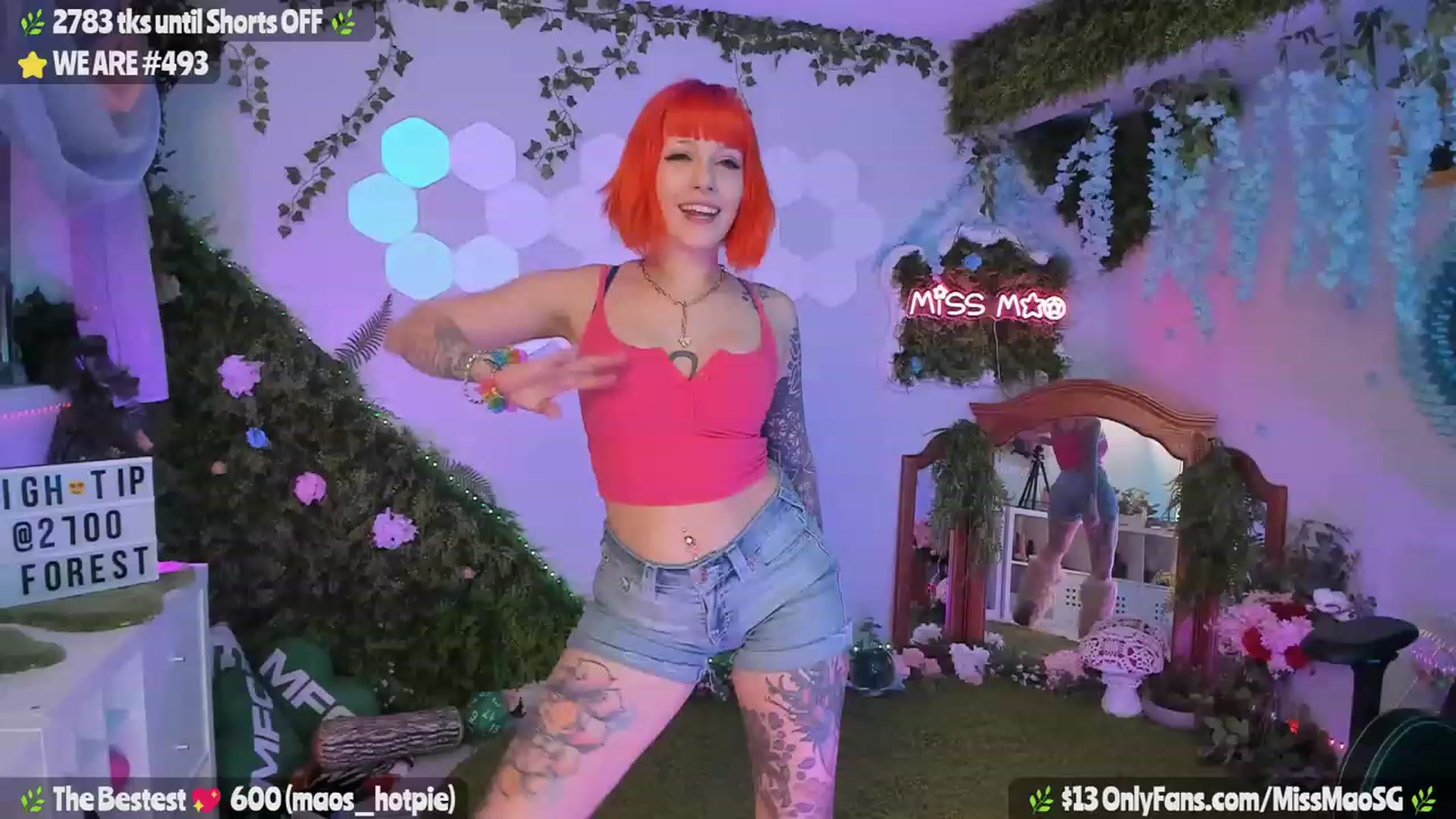 Gallery image thumbnail from MissMao's myfreecams stream on, 08/08/2023, 05:21 image 17 of 20