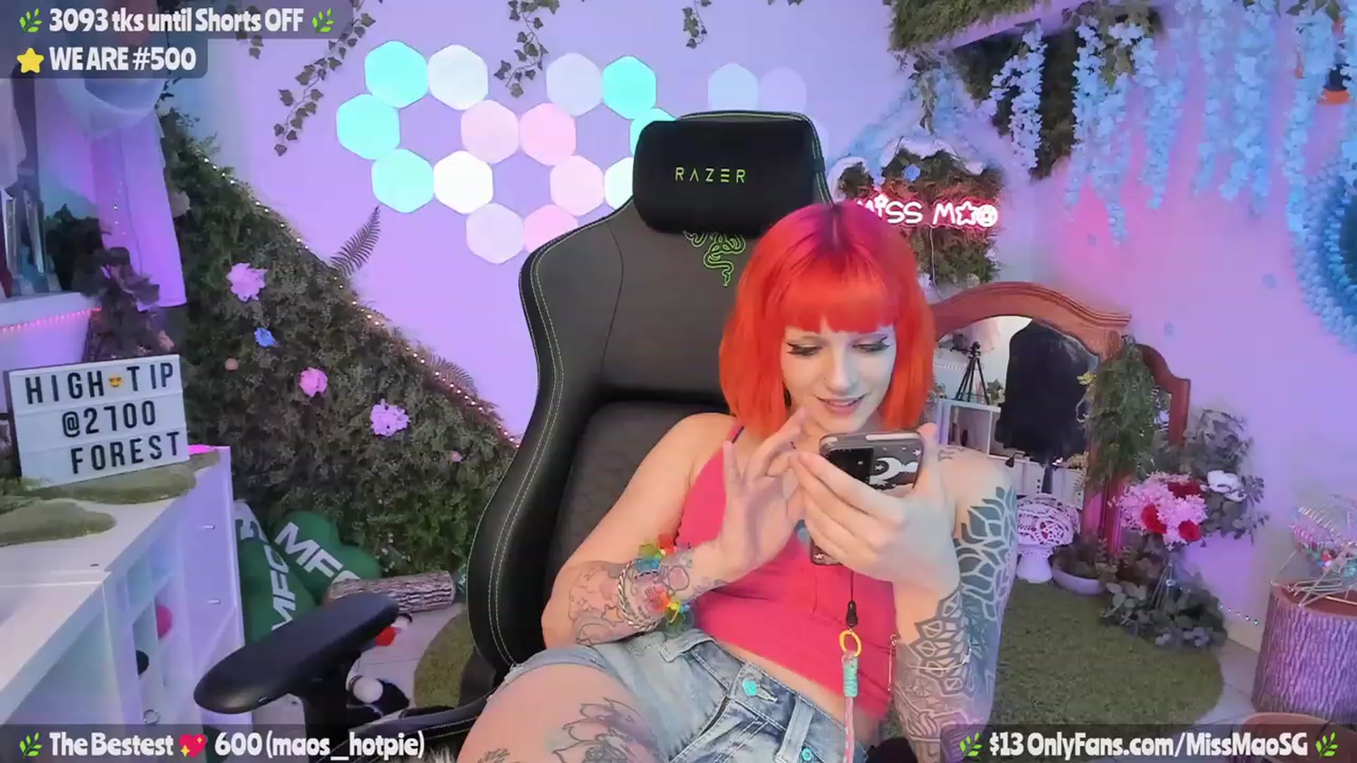 Gallery image thumbnail from MissMao's myfreecams stream on, 08/08/2023, 05:21 image 10 of 20