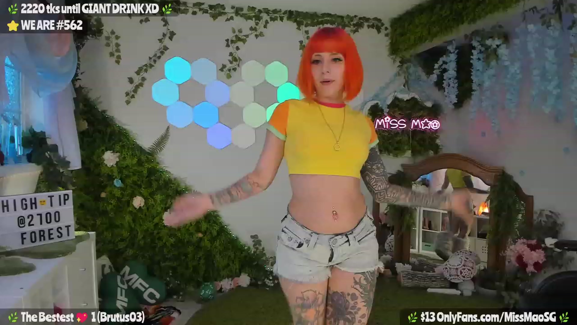 Gallery image thumbnail from MissMao's myfreecams stream on, 08/09/2023, 03:42 image 6 of 20