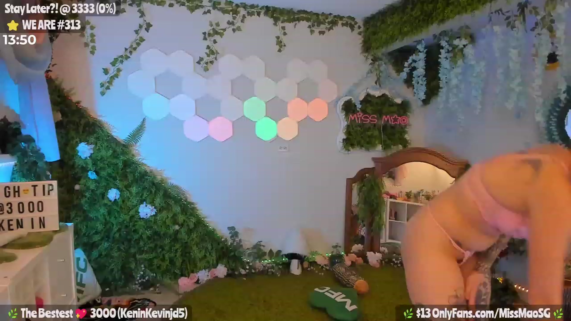 Gallery image thumbnail from MissMao's myfreecams stream on, 08/12/2023, 07:57 image 4 of 20
