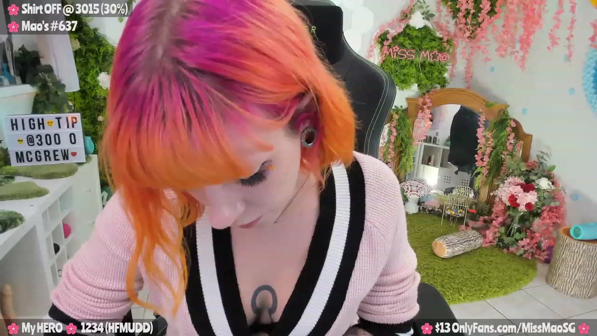 Gallery image thumbnail from MissMao's myfreecams stream on, 09/06/2023, 04:52 image 6 of 20